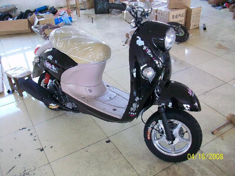 供應(yīng)小龜王助力車