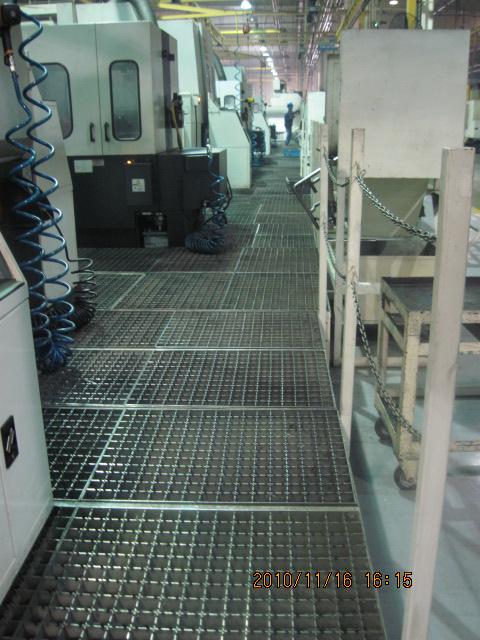 供應(yīng)平臺(tái)踏步板踏步板介紹