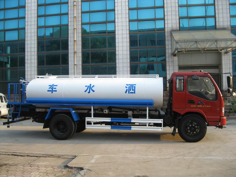 西安水罐车厂家直销 绿化喷洒车 水罐车 消防洒水车 道路洒水车 多功能洒水车厂家图片