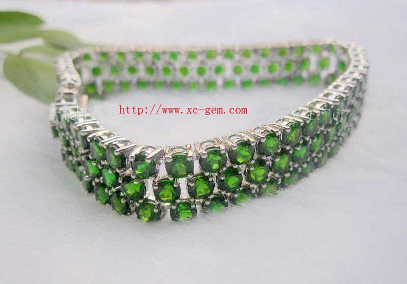 供應(yīng)深圳耳墜批發(fā)、坦桑石耳墜、橄欖石耳墜、透輝石耳墜、石榴石耳墜