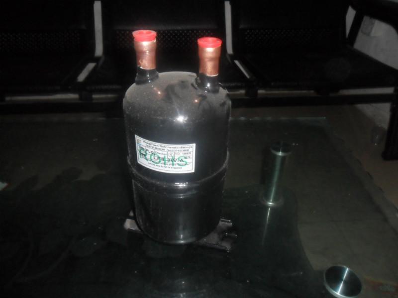 供應(yīng)熱泵儲液罐