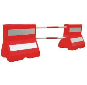 供應(yīng)交通隔離墩水馬廠家