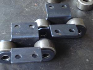 小節(jié)距雙孔單孔彎板鏈條圖片