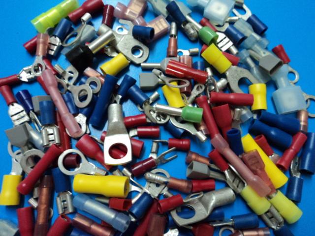 PC板焊接端子 粘式扭線環(huán)