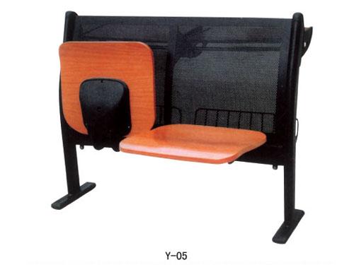 供應(yīng)學(xué)生軟排椅