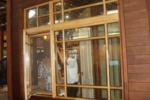 無錫武綱門窗鋁包木圖片