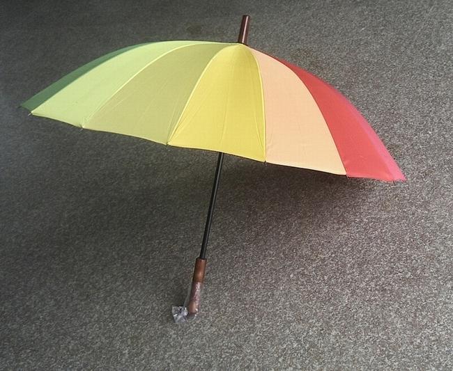 供應(yīng)紹興彩虹傘批發(fā)，紹興彩虹傘廠家批發(fā)，紹興彩虹傘廠家批發(fā)價(jià)格