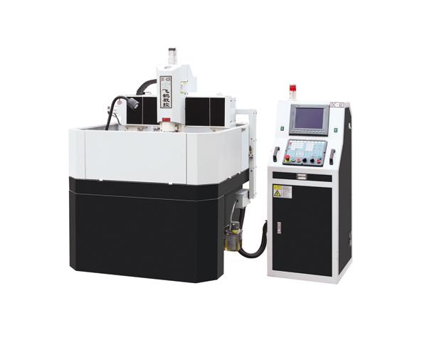 DC-42B凱博飛鶴數(shù)控雕刻機(jī)圖片