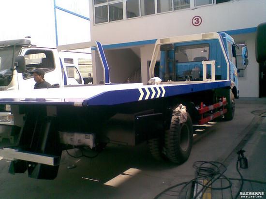 供應(yīng)解放清障車圖片