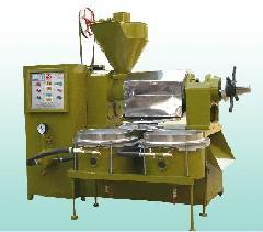 供應(yīng)河南南陽小型菜籽榨油機家用榨油機多錢一臺，全自動胡麻榨油設(shè)備