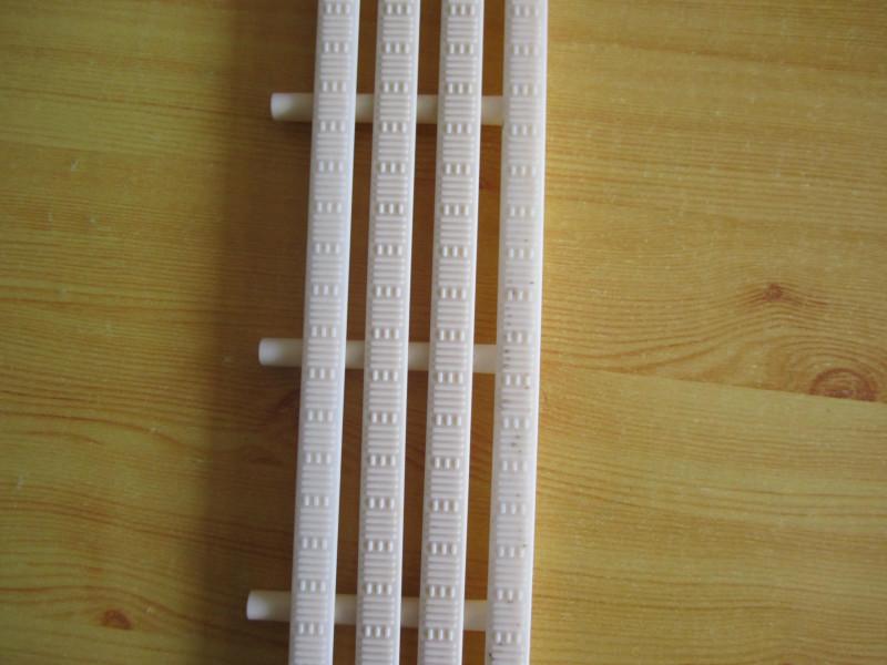 游泳館防滑箅子生產(chǎn)圖片