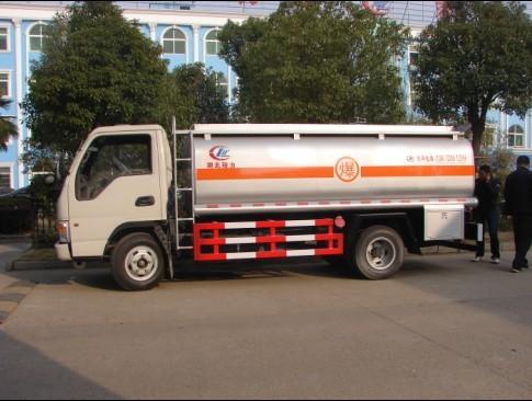 供應產(chǎn)品*江淮油罐車改裝廠