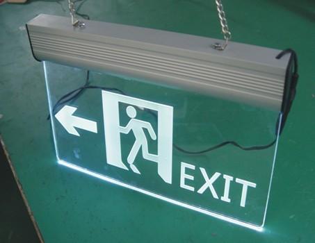 供應(yīng)安全出口指示牌，亞克力安全導(dǎo)示牌制作，有機玻璃雕刻安全出口牌