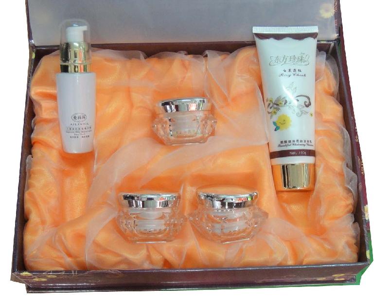 愛莉莎東方珍珠白里透紅二件套98元/套