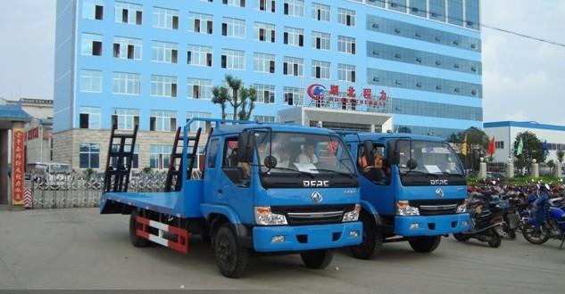 東風(fēng)勁卡平板運(yùn)輸車圖片