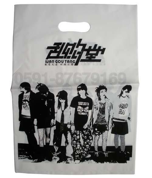 供應(yīng)服裝袋青島周氏塑料生產(chǎn)供應(yīng)