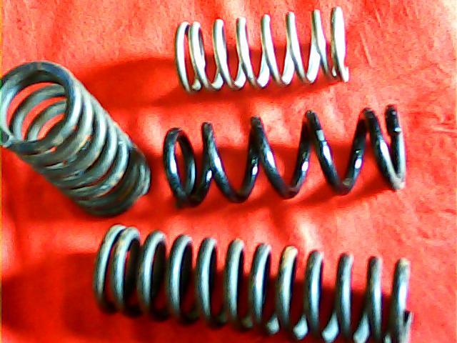 山東彈簧菏澤機(jī)械彈簧供應(yīng)商圖片