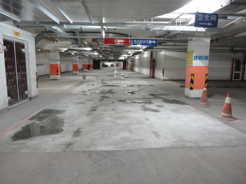 供應(yīng)車庫(kù)地坪混凝土空鼓混凝土破損處理