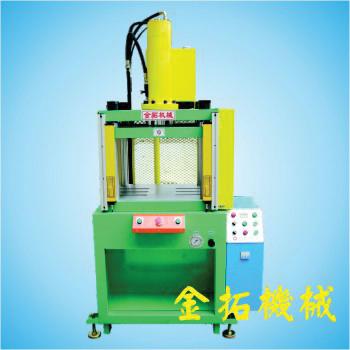 四柱快速油壓機圖片