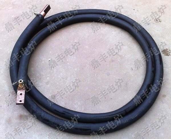 中頻水冷電纜圖片