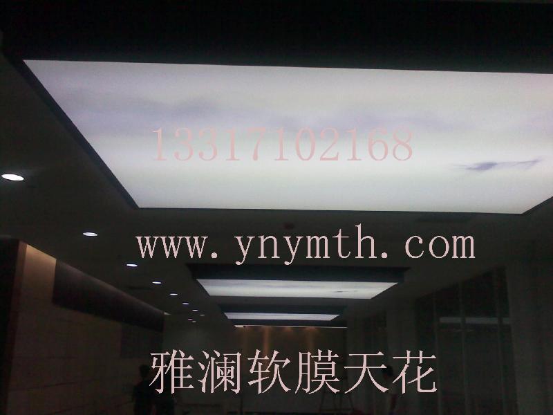 供應(yīng)咸陽(yáng)軟膜天花咸陽(yáng)透光膜軟膜天花廠辦公室透光膜廣告展會(huì)燈箱膜