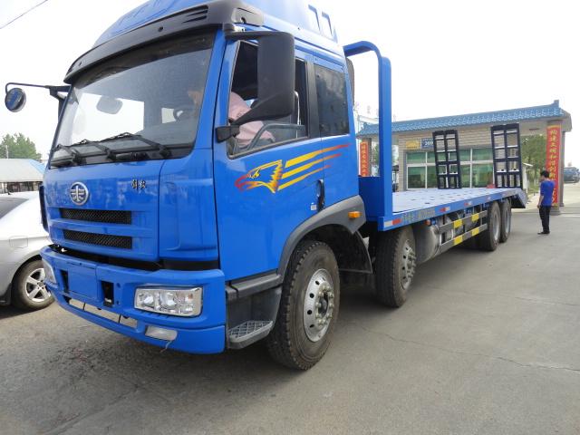 供應(yīng)湖北程力挖機(jī)運(yùn)輸車廠家直銷