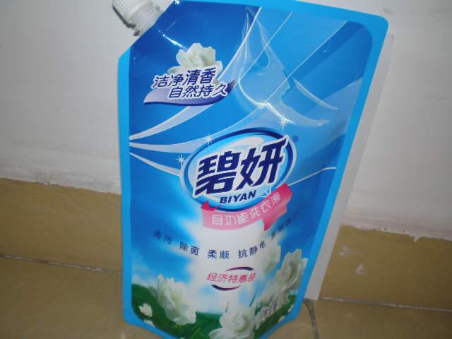 洗衣液自立吸嘴復合包裝袋圖片