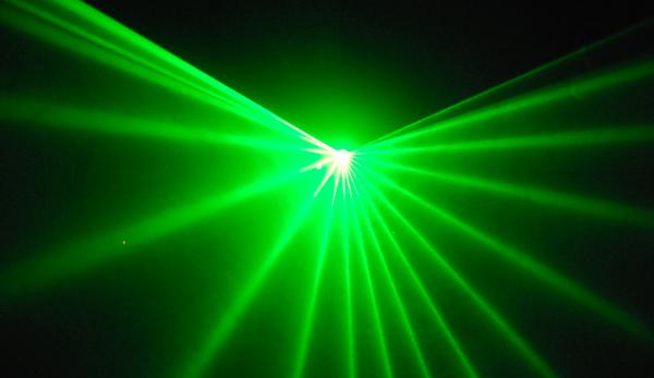 供應(yīng)激光燈效果圖