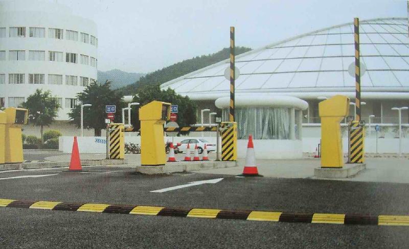 供應(yīng)道閘門昆山道閘桿安裝維修