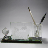 供應(yīng)珠海水晶廣告禮品辦*具禮品，水晶筆筒、香港澳門水晶辦*具
