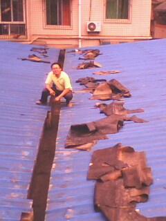 供應(yīng)下雨了屋頂又漏水了趕快請迪邦防水