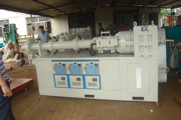 供應(yīng)XJ-150型銷釘式橡膠擠出機(jī)