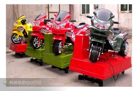 供應(yīng)濟(jì)源焦作兒童搖擺戰(zhàn)斗車搖擺小汽車喜羊羊兒童防*搖搖車電動搖擺機(jī)