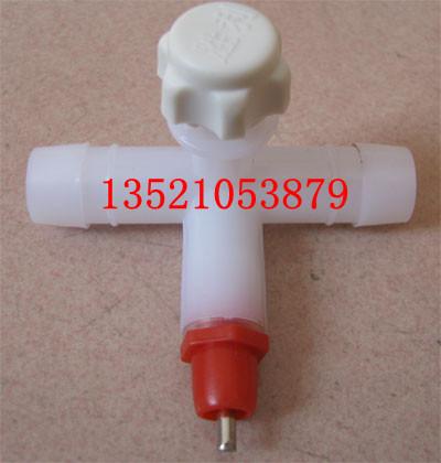 供應(yīng)廠家供應(yīng)雞飲水器