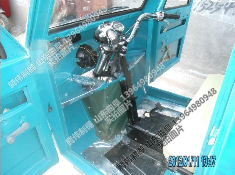 供應(yīng)菏澤電動(dòng)三輪防雨車棚