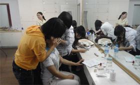 眼角化妝圖片