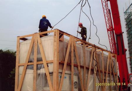 供應(yīng)機(jī)器設(shè)備搬遷用吊車出租