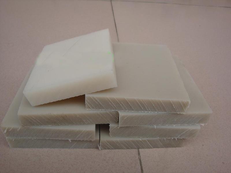 供應(yīng)優(yōu)質(zhì)煤倉(cāng)襯板東三省代理