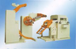 供應(yīng)沖床送料機(jī)滾輪送料機(jī)數(shù)控