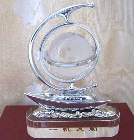 供應(yīng)廣州上海漢矮三腳經(jīng)典寶石地球儀