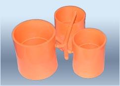 供應(yīng)各種塑料模具管件模具