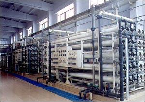 大中型純凈水設(shè)備圖片