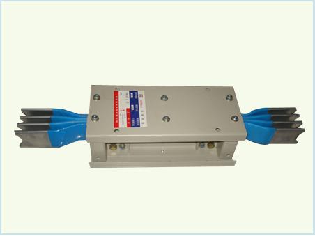 供應(yīng)CCX6G鋼外殼大電流密集型母線槽