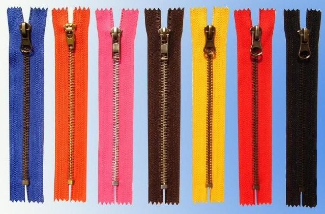 長(zhǎng)年收購(gòu)金屬拉鏈