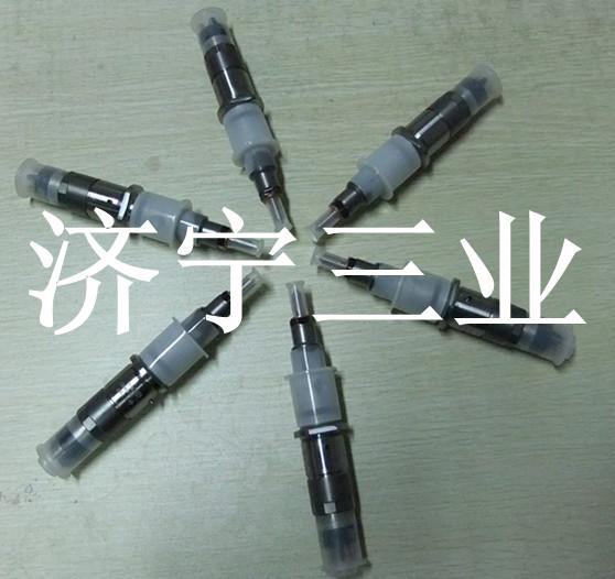 供應(yīng)小松挖掘機(jī)PC300-7噴油器