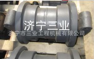 供應(yīng)小松pc200支重輪生產(chǎn)廠家