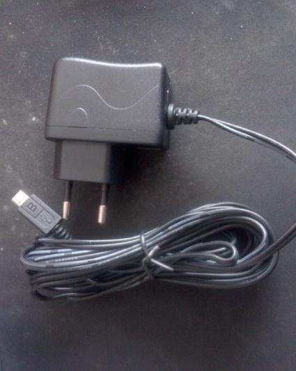 供應(yīng)iphone4手機(jī)充電器