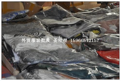 供應(yīng)北京天樂宮外貿(mào)服裝批發(fā)市場貨源