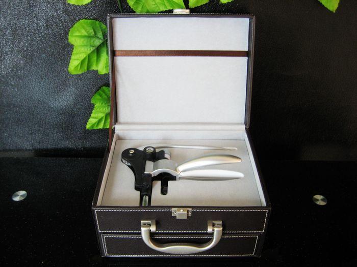 供應(yīng)兔形開瓶器六件套/便攜式紅酒開瓶器/豪華型鋅合金紅酒開瓶器