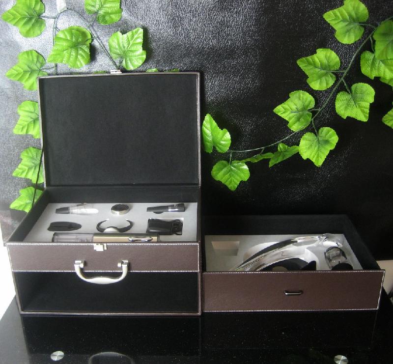 供應(yīng)頂配帶藍(lán)光電動開瓶器醒酒器套裝/特價批發(fā)不銹鋼紅酒開瓶器/